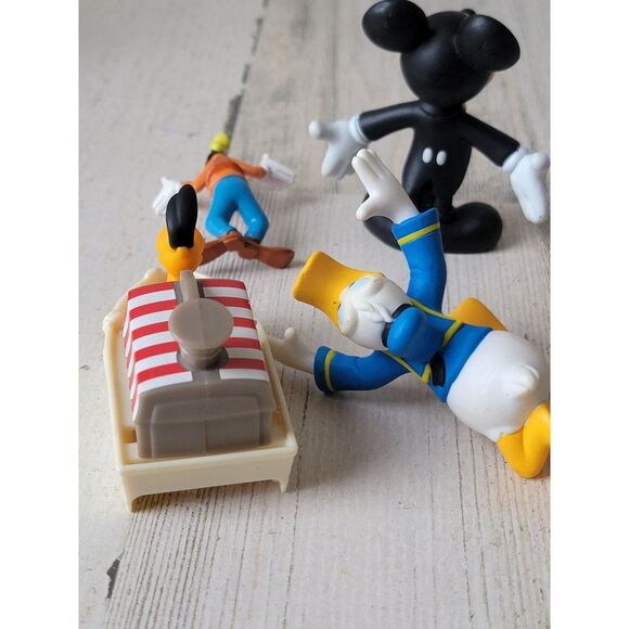Mickey Mouse Clubhouse friends Pluto Donald Daisy Duck mini Mickey Mouse Goofy t - Picture 11 of 13
